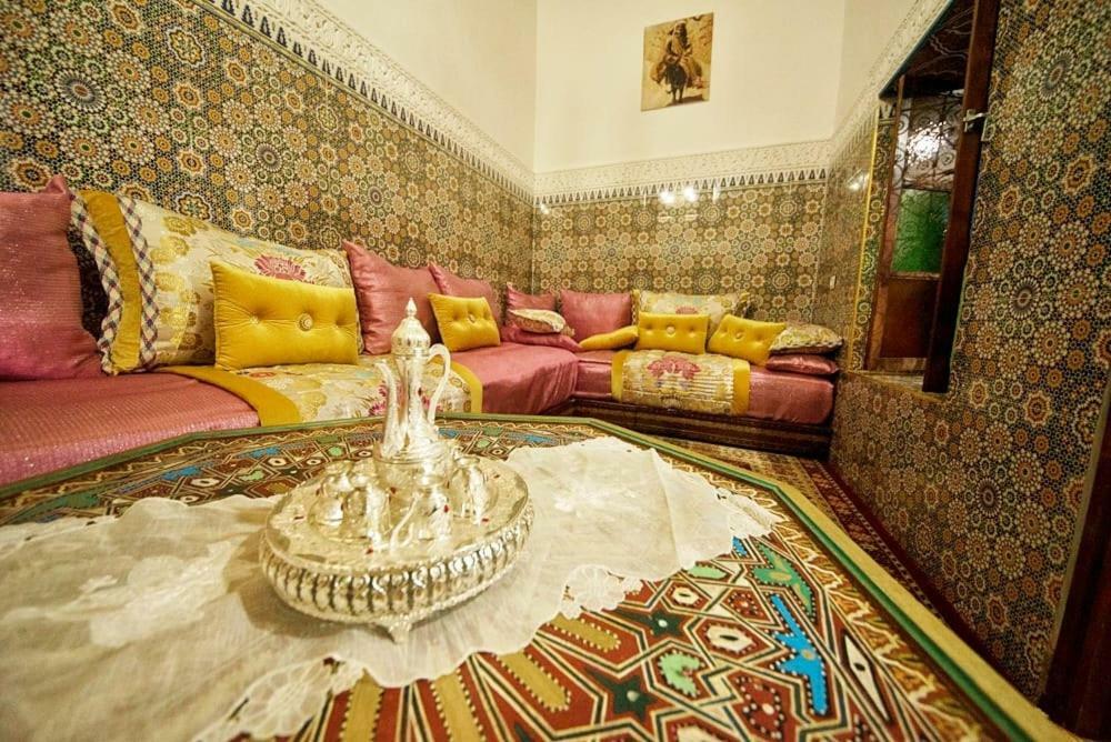 Отель Dar El Amane Abqari Фес Экстерьер фото